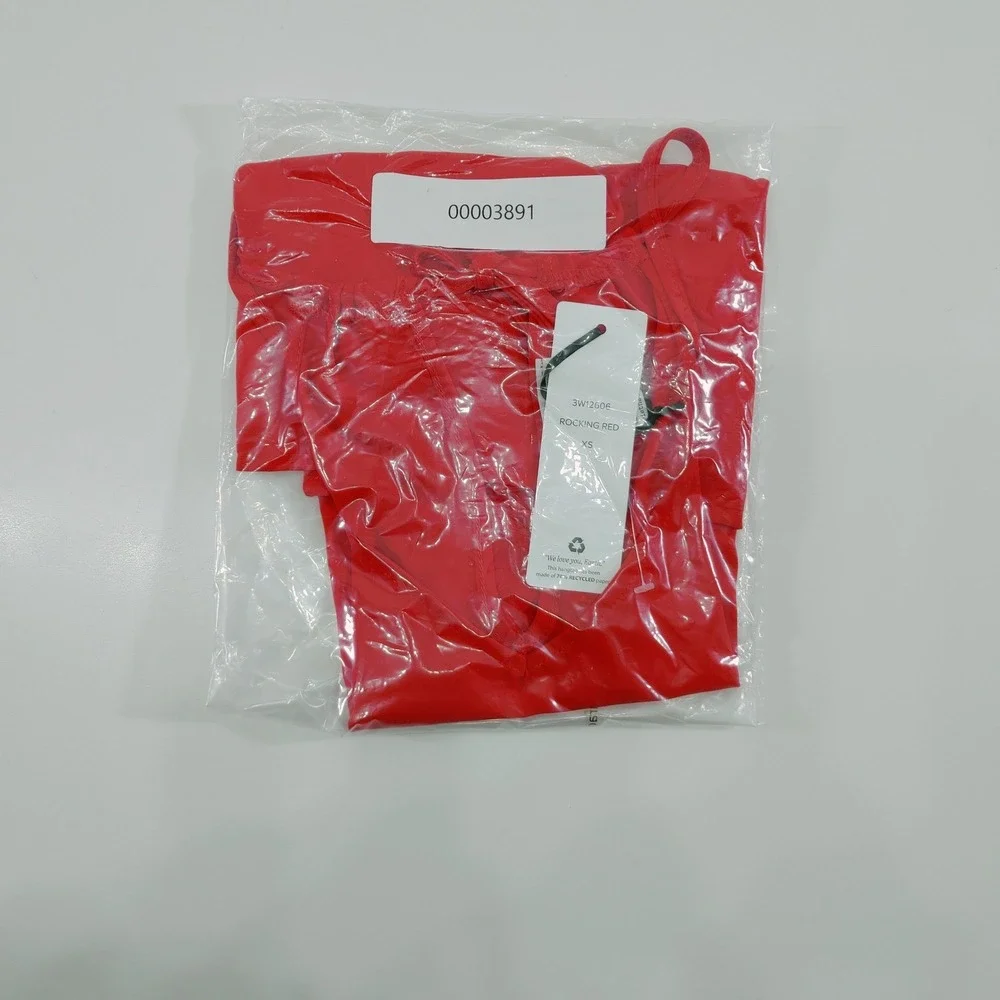 Olive &‎ Oak Rocking Red Halter Peplum Top Sleeveless Blouse Size  XS